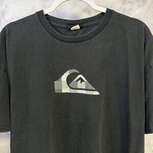Vintage Quiksilver T Shirt Mens XL 24x27.5 Y2K Black Surf Skate